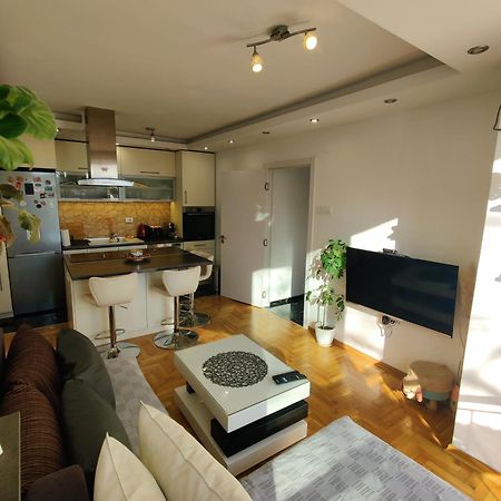 Ana Apartment Нови Сад Екстериор снимка