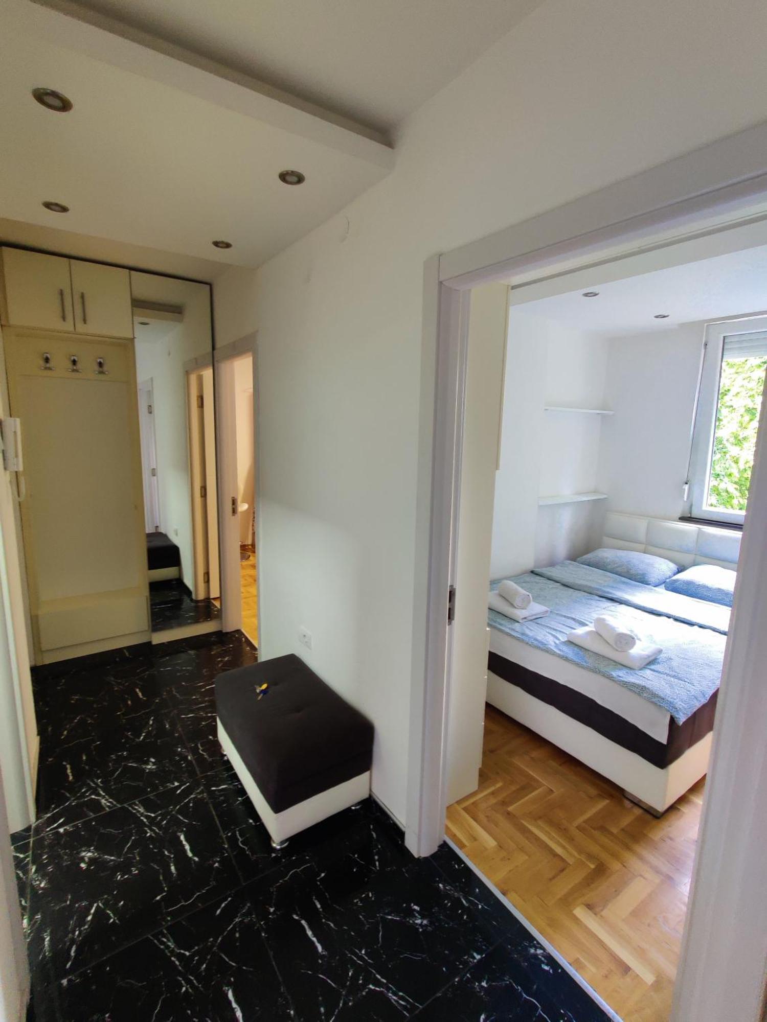 Ana Apartment Нови Сад Екстериор снимка