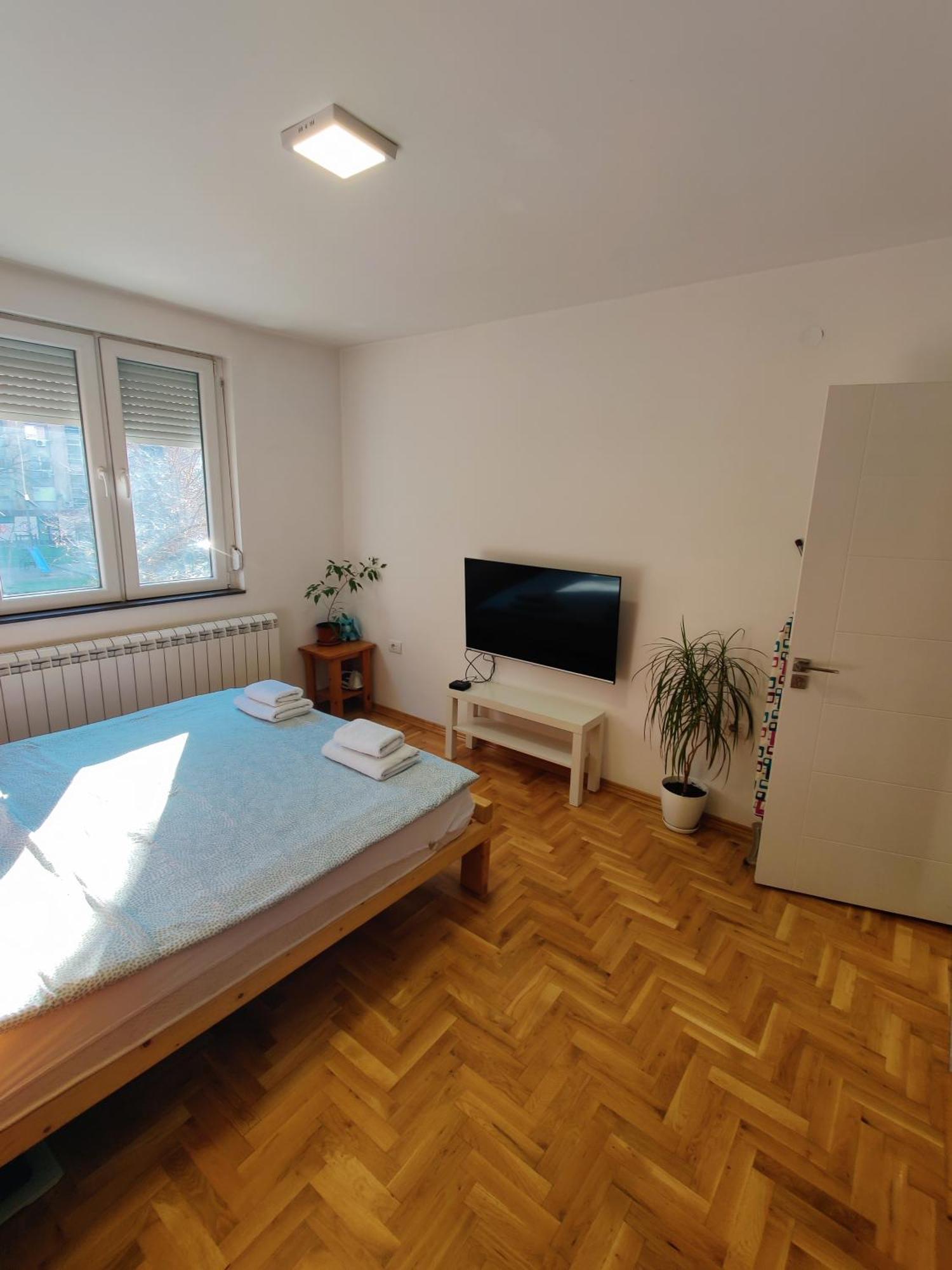 Ana Apartment Нови Сад Екстериор снимка