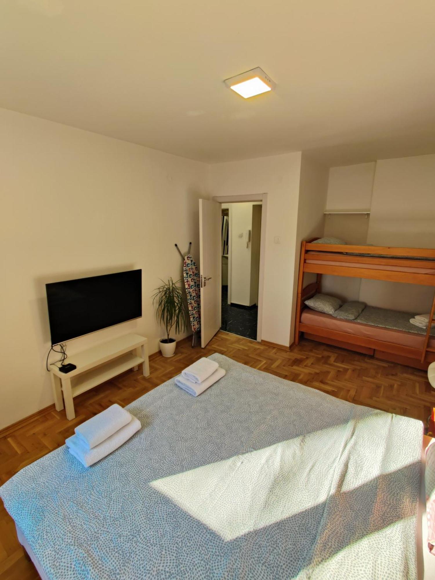 Ana Apartment Нови Сад Екстериор снимка